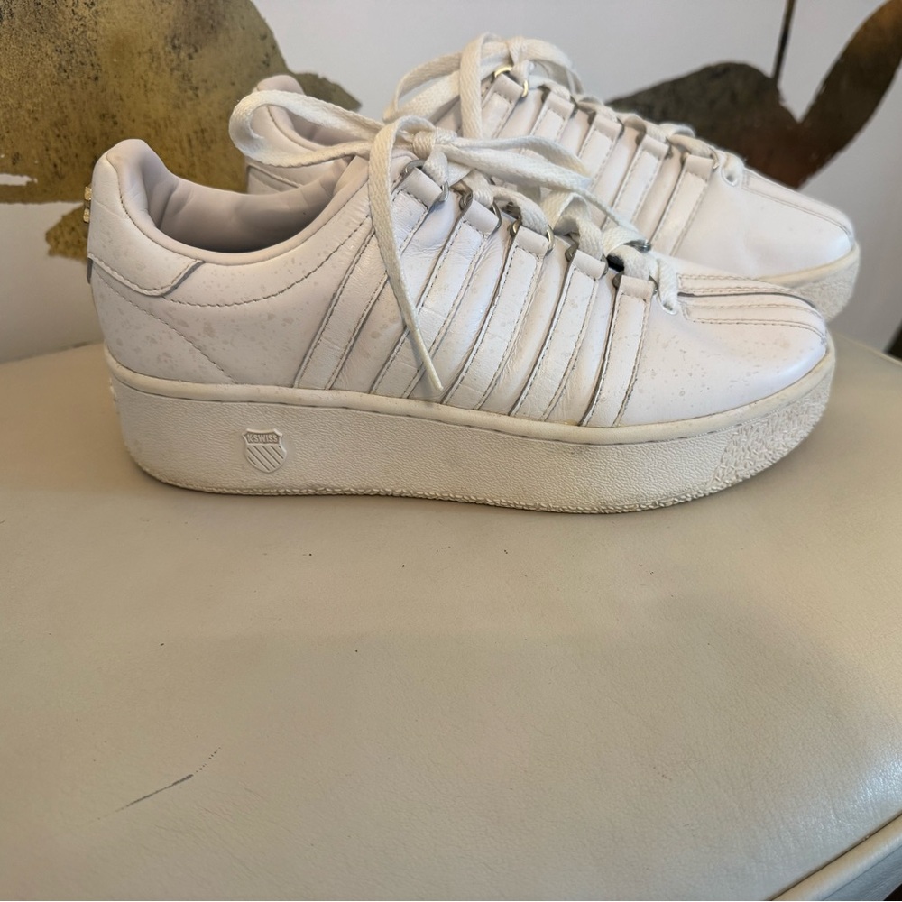 K Swiss. Platform Sneaker. size 7.5